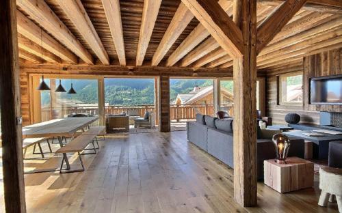 Chalet Luxe Serrechevalierholidays Piscine Et Spa