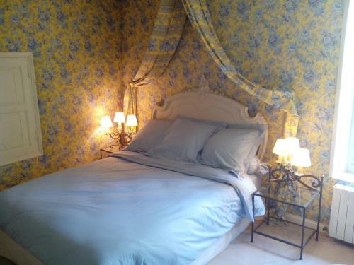 Hostal Ch�teau De R�