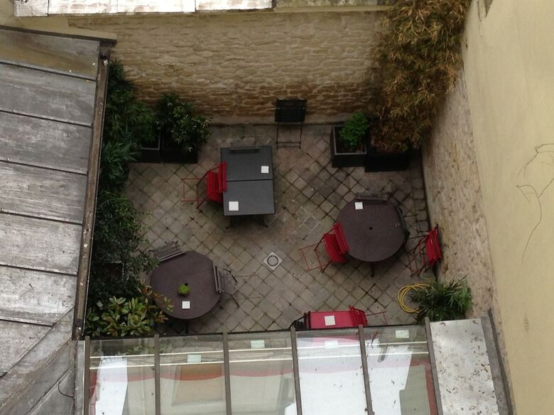 Hotel H�tel Des Com�dies