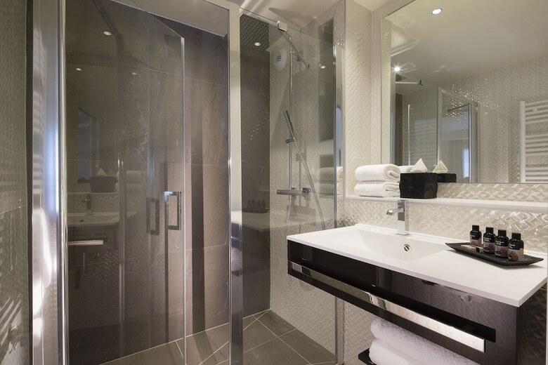 Hotel Elysees 8