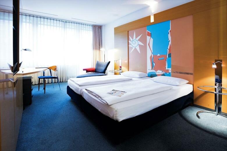 Novum Select Hotel Berlin Ostbahnhof