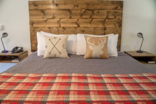 Eagle Cap Chalets