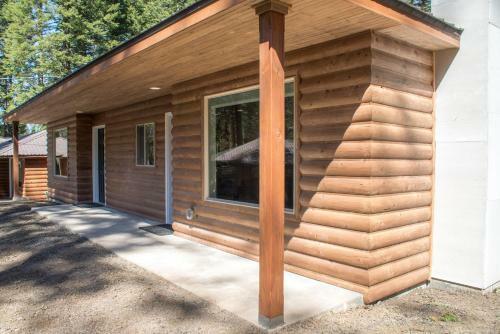 Eagle Cap Chalets