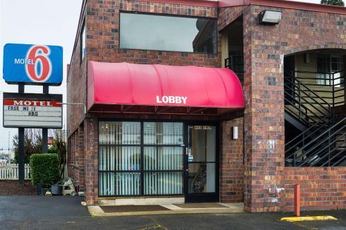 Motel Canby Country Inn