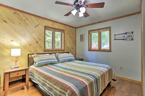 Lakefront Home With Game Room, Decks, Dock And Kayaks!