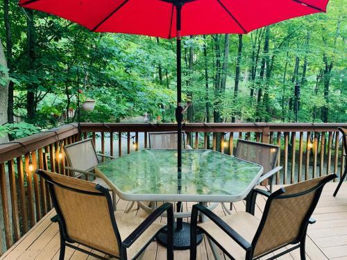 Lake Ariel Family Chalet