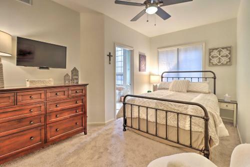 Poconos Townhome - Walk To Big Boulder Lake!
