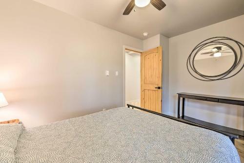 Modern Home With Deck Less Than Half Mi To Lake Harmony!