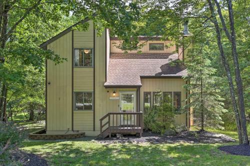 Emerald Lakes Getaway With Community Amenities!