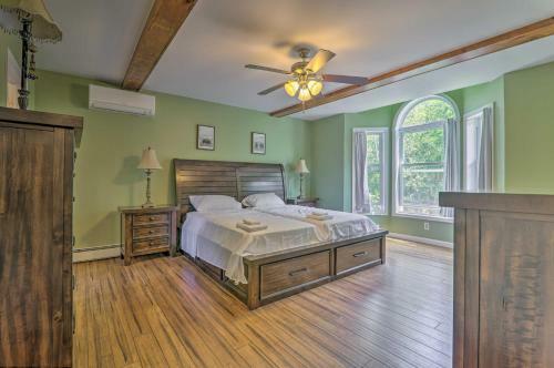 Long Pond Home With Hot Tub, Game Room, Fire Pit!