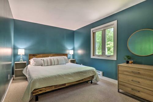 Poconos Hideaway With Game Room Less Than 3 Mi To Ski!