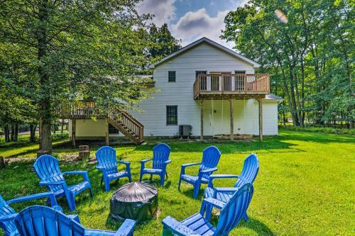Poconos Retreat With Game Room And Private Lake Access