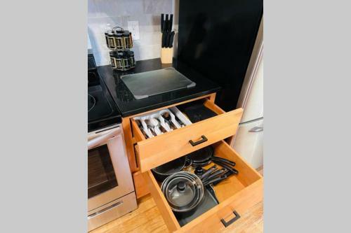 Villa Modernized City Home W/ Parking Downtown Lancaster