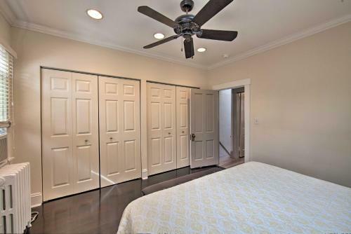 Lancaster Townhome Walk To Central Market!