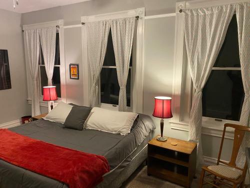 Beautiful Northside Victorian - Walking Distance From Stadiums