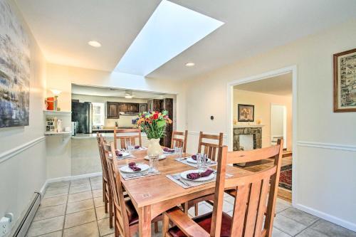 Wayne Home With Spacious Yard About 20 Mi To Philly