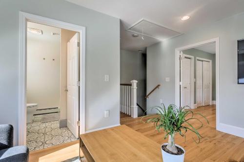 Renovated Barrington Cottage With Beach Access
