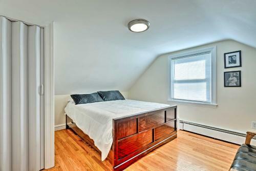 Pet-friendly Cranston Home With Fire Pit And Bbq!