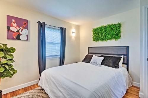 Pet-friendly Cranston Home With Fire Pit And Bbq!