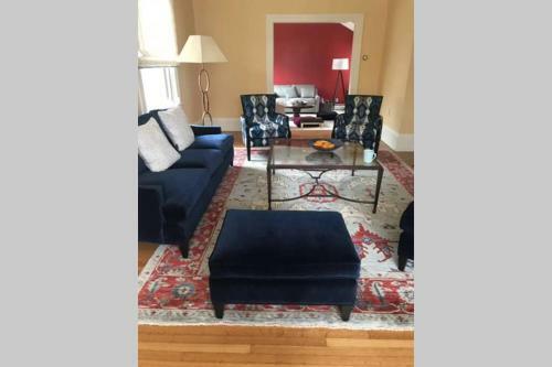 Blackstone Blvd Mansion House For Rent
