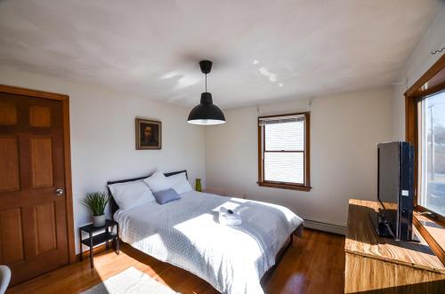 Michie House - Providence Gano St