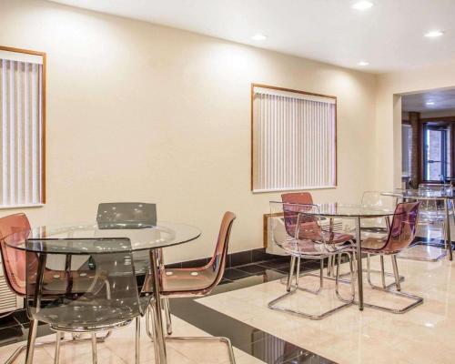 Posada Quality Inn St. Mary's
