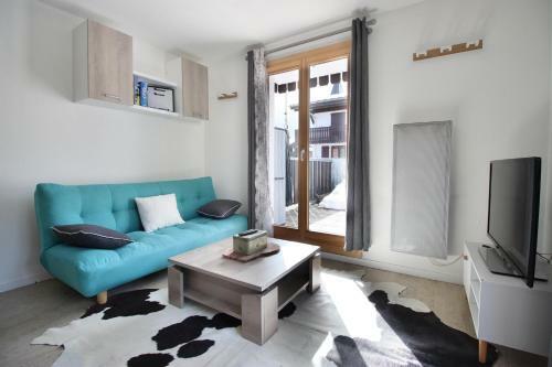 Apartamento Sunshine Apt W/ Private Terrace Facing Mountains!