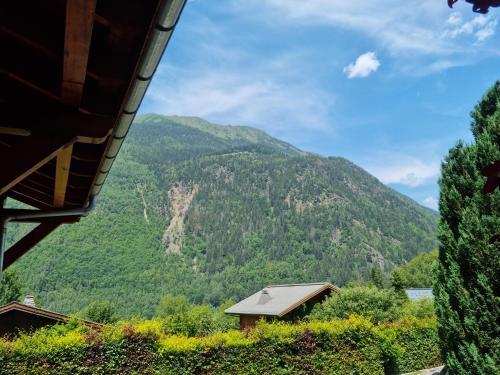 3 Bed Chalet With Sauna, Terrace And Great Views !
