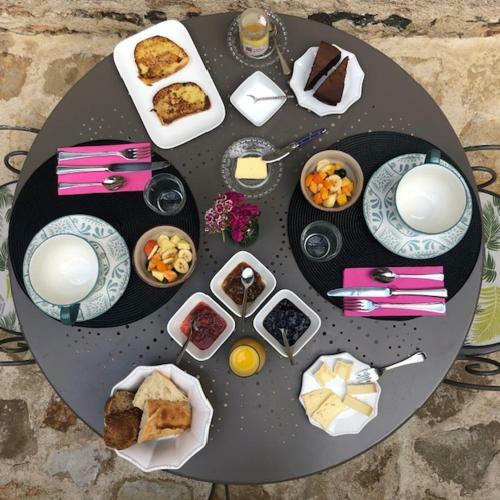 Hostal Le Prieur� Des Fontaines