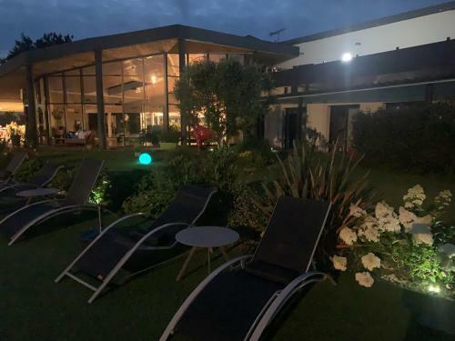 Bed & Breakfast A Mi-chemin En M�doc, Chambres D'h�tes