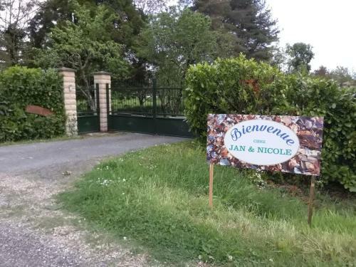 Villa Chez Jan Et Nicole - Gite Issac