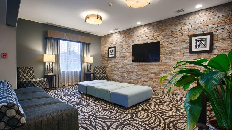 Hotel Best Western Plus Sand Bass Inn And Suites