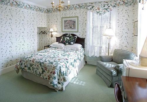 Bed & Breakfast Bird-in-hand Village Inn & Suites