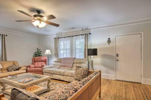 Traditional Southern House With Front Porch!