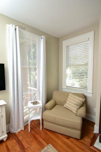 Posada 607 Bay Luxurious Guest Rooms