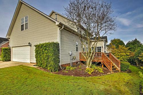 Greer House With Deck, Game Room And Home Gym!
