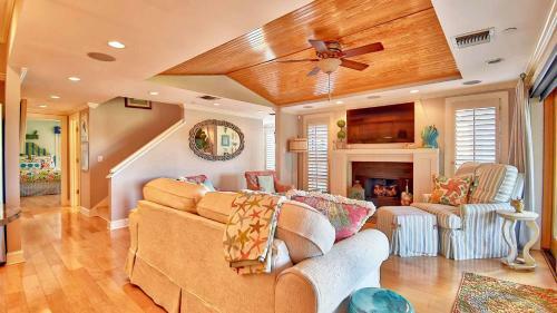 Villa Cherry Blossom Retreat By Peace Vacations