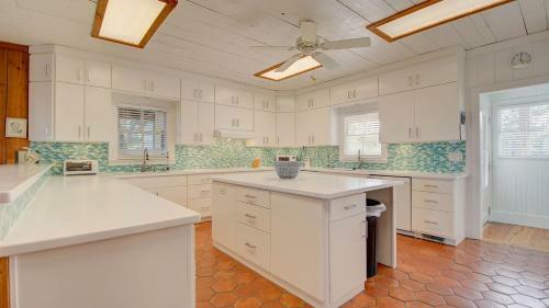 Kitchens Beach House By Peace Vacations