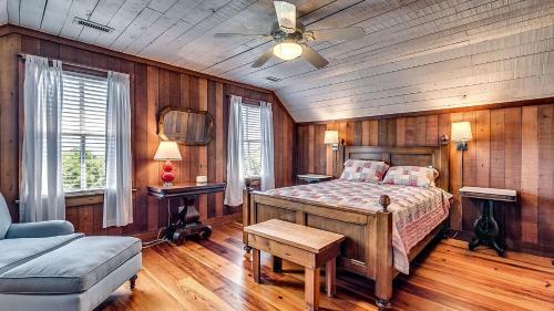 Kitchens Creek By Peace Vacations