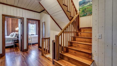 Kitchens Creek By Peace Vacations