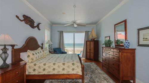 Blue Dolphin By Peace Vacations