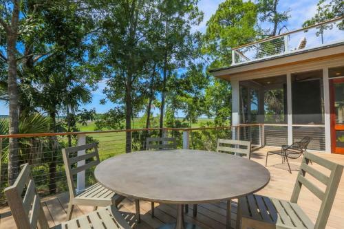 Marsh Pointe