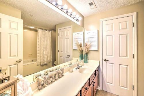 Apartamento Waterfront Golf Course Home Screened Balcony