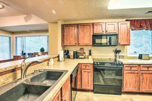 Apartamento Waterfront Golf Course Home Screened Balcony