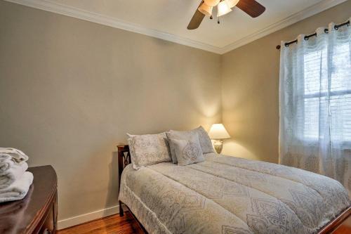 Updated Mt Pleasant Home With Yard-5 Mi To Beach