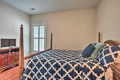 Charming Mount Pleasant Home 7 Mi To Beach!