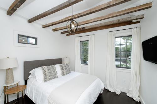 Guesthouse Charleston West 62 And 64
