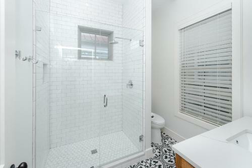 Guesthouse Charleston West 242 B