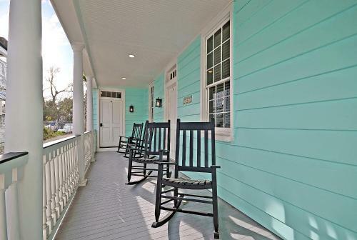 The Dunes On Coming Chic 8bd Luxury Duplex 2 Blocks From King Street