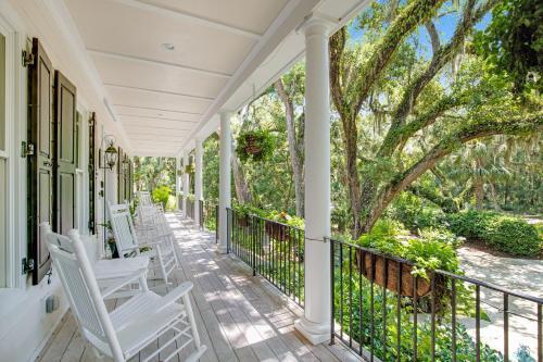 Fern Manor